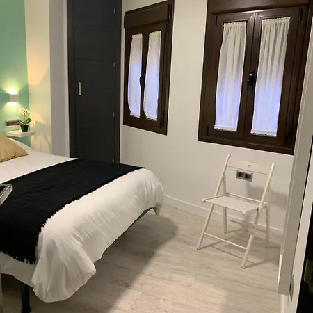 Niñas Apartamento Ronda